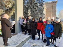 «Имя твоё неизвестно-подвиг твой бессмертен!» «Имя твоё неизвестно-подвиг твой бессмертен!»