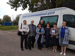 «Лауреаты премии им. маршала К.А. Мерецкова в библиотеках Ленинградской области» «Лауреаты премии им. маршала К.А. Мерецкова в библиотеках Ленинградской области»