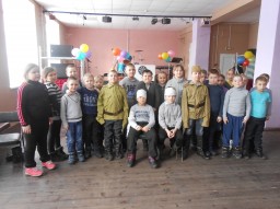 «Нам дороги эти позабыть нельзя» «Нам дороги эти позабыть нельзя»